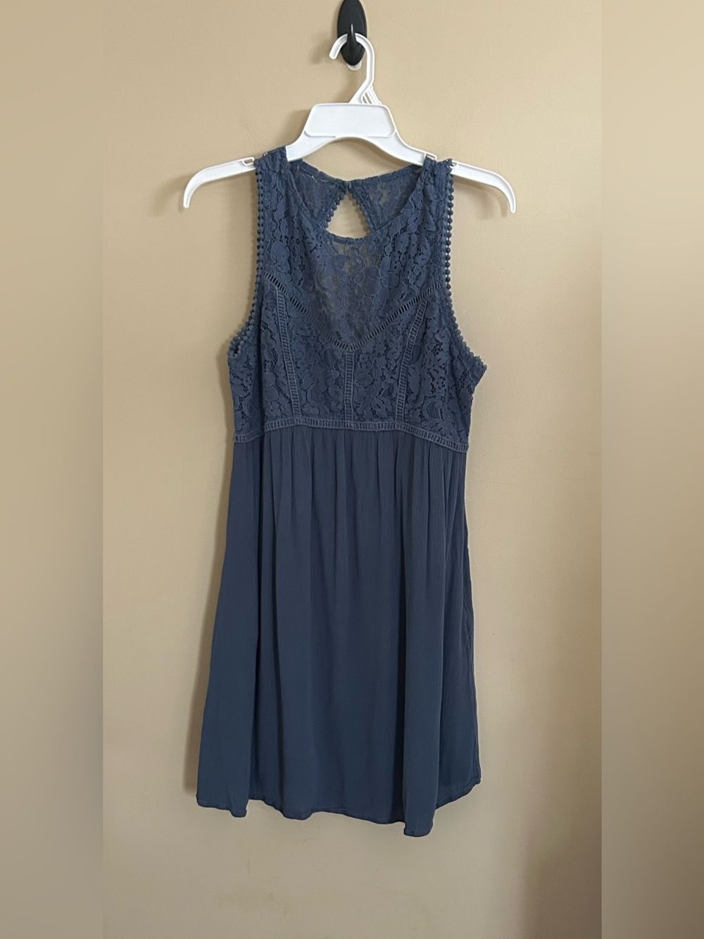 Abercrombie & Fitch Navy Blue Lace-Top Mini Dress/ keyhole back/ delicate/flowy